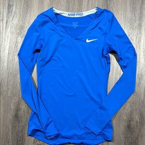 Nike Women's Dri-Fit Blue Long Sleeve Top